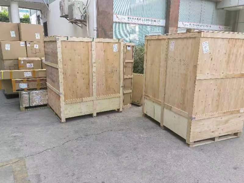 加拿大超大件運(yùn)輸