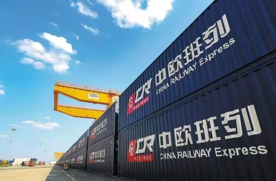 中歐班列同傳統的海運相比有什么優勢?